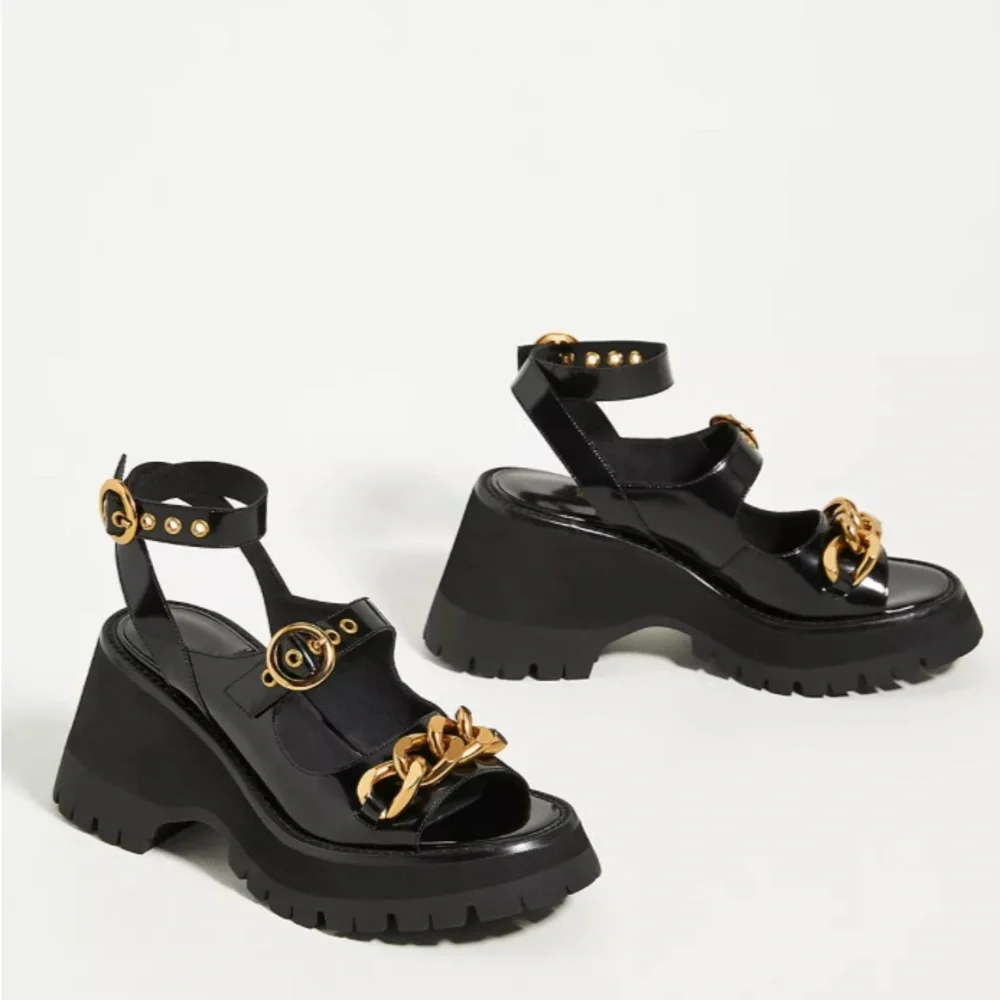 New Jeffrey Campbell Crunched Platforms never worn for Anthropologie size 7.5